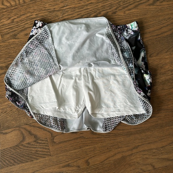 Denise Cronwall tennis set - racerback top NWT sz medium & NWOT skirt sz medium - Picture 3 of 4